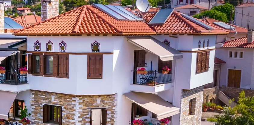Αργώ εξωτερική όψη και μπαλκόνι