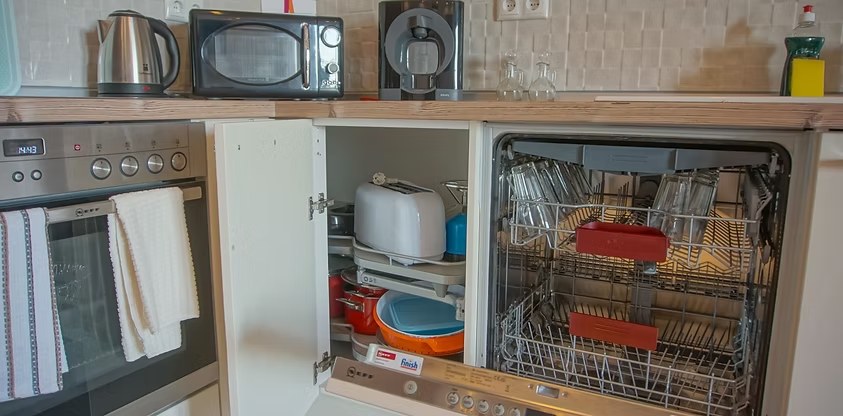 Αργώ πλήρως εξοπλισμένη κουζίνα