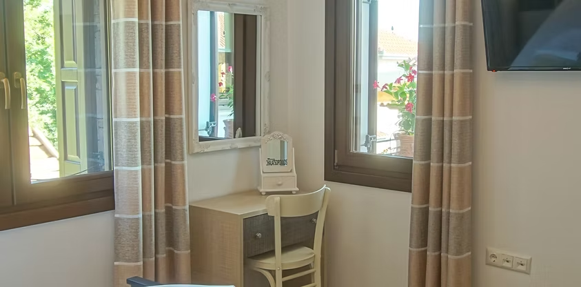 Θέτις γωνιά εργασίας